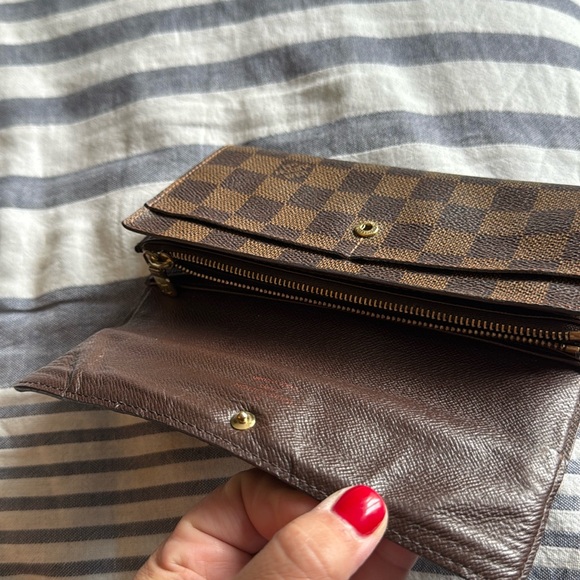 LOUIS VUITTON
Sarah Bifold Wallet Long Wallet
CA1004 - Picture 5 of 10